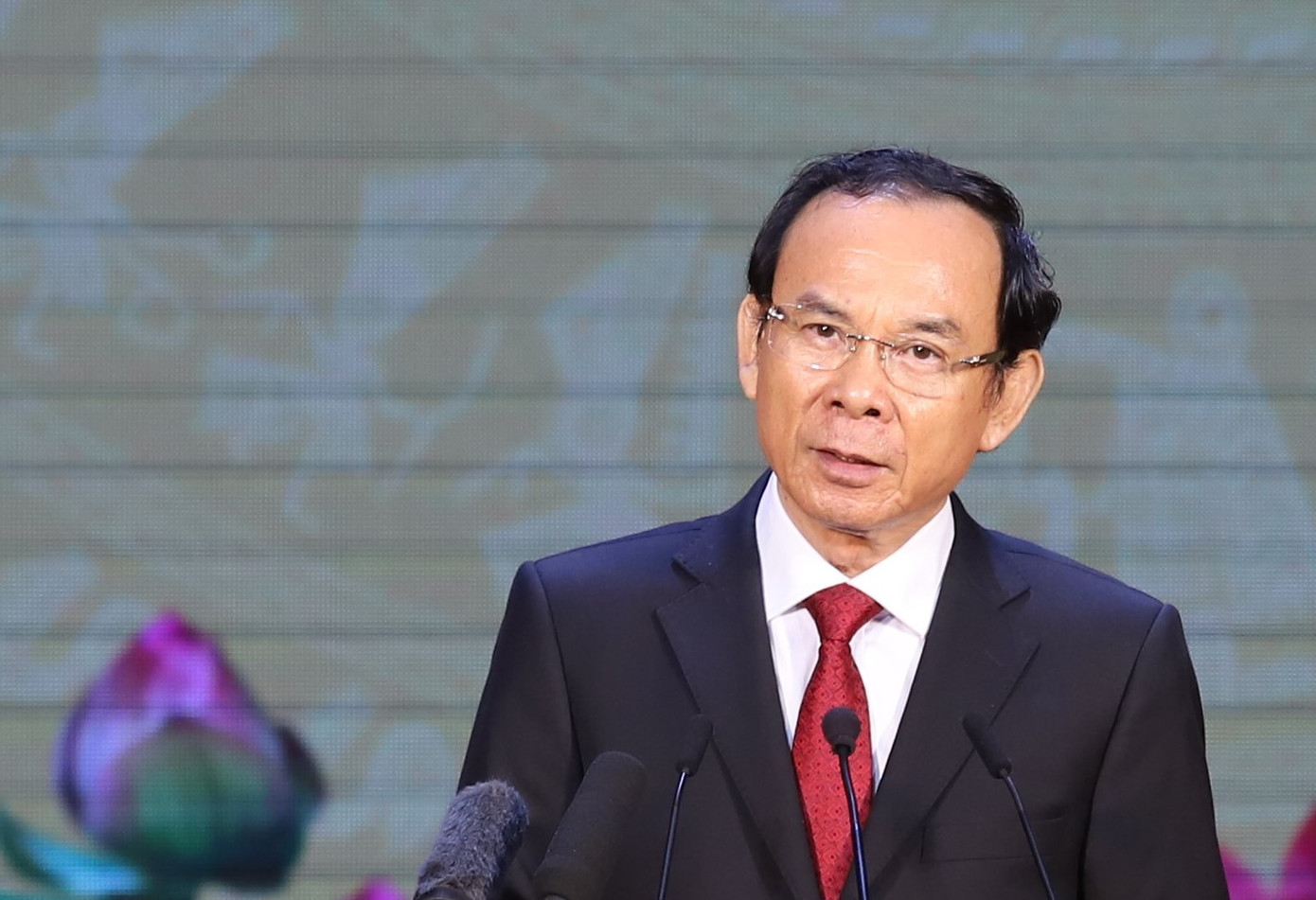 Bí thư Thành ủy TPHCM Nguyễn Văn Nên, Bí thư Thành ủy TPHCM (cũ) giữ chức Bí thư Thành ủy TPHCM (mới) nhiệm kỳ 2020 - 2025. Ảnh: Ngô Tùng.