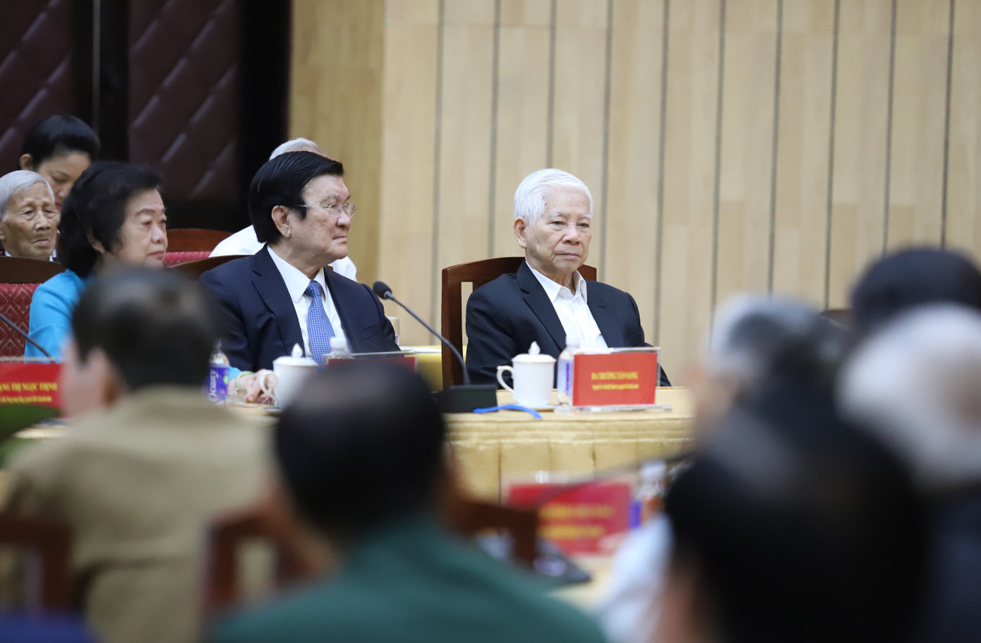 Các đồng chí nguyên lãnh đạo Đảng, Nhà nước dự buổi gặp mặt. Ảnh: Ngô Tùng Các đồng chí nguyên lãnh đạo Đảng, Nhà nước dự buổi gặp mặt. Ảnh: Ngô Tùng