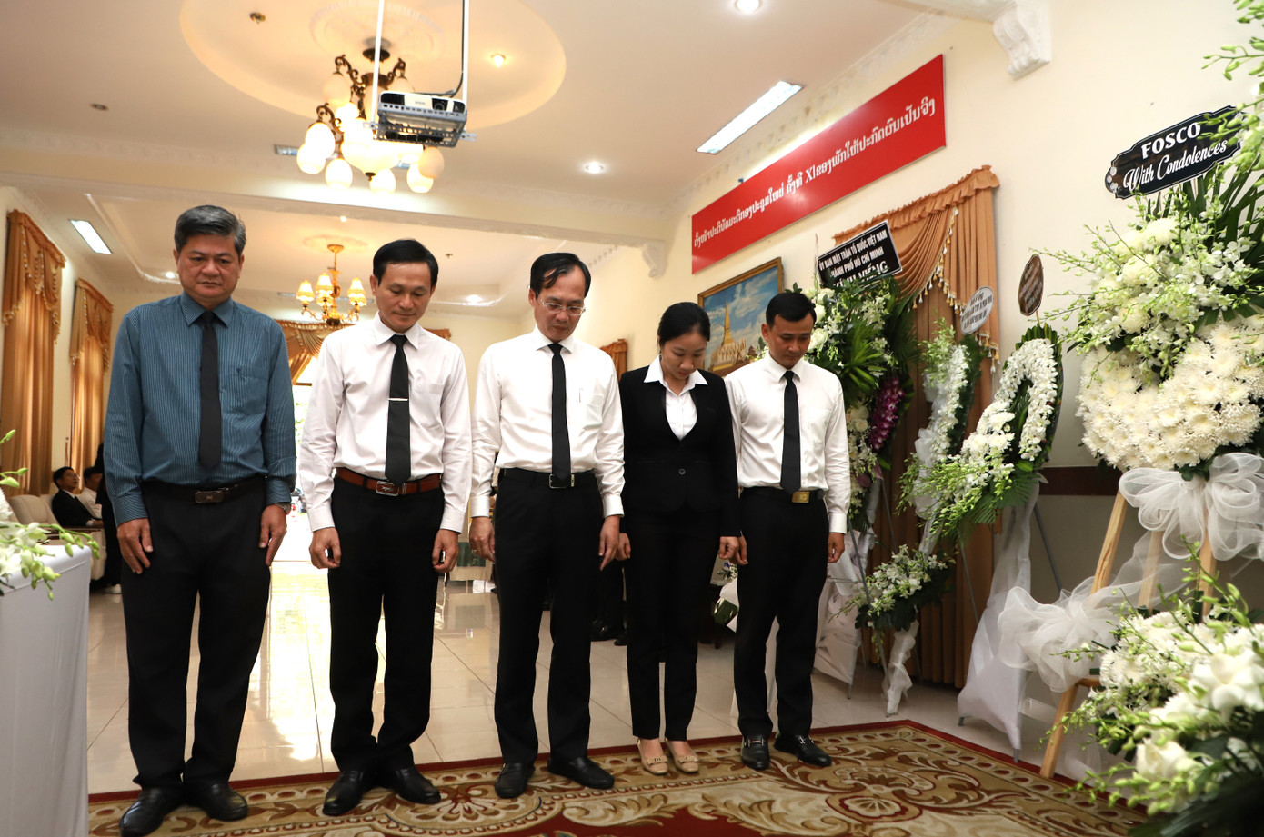 Đoàn tỉnh Đồng Tháp viếng đồng chí Đại tướng Khamtay Siphandone.