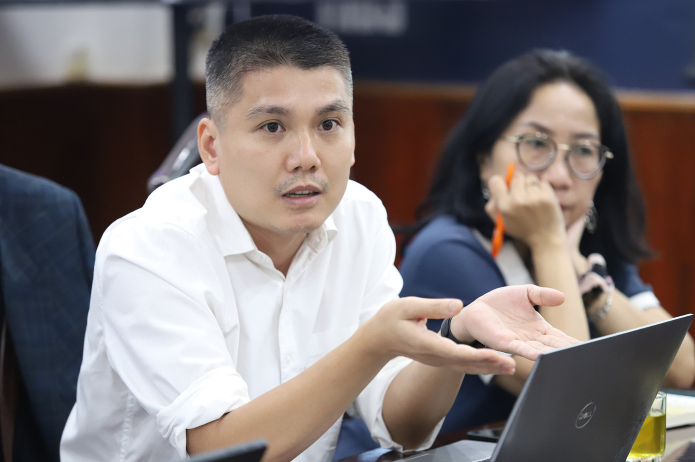 TS Phạm Văn Đại nêu ý kiến tại tọa đàm. Ảnh: Ngô Tùng TS Phạm Văn Đại nêu ý kiến tại tọa đàm. Ảnh: Ngô Tùng