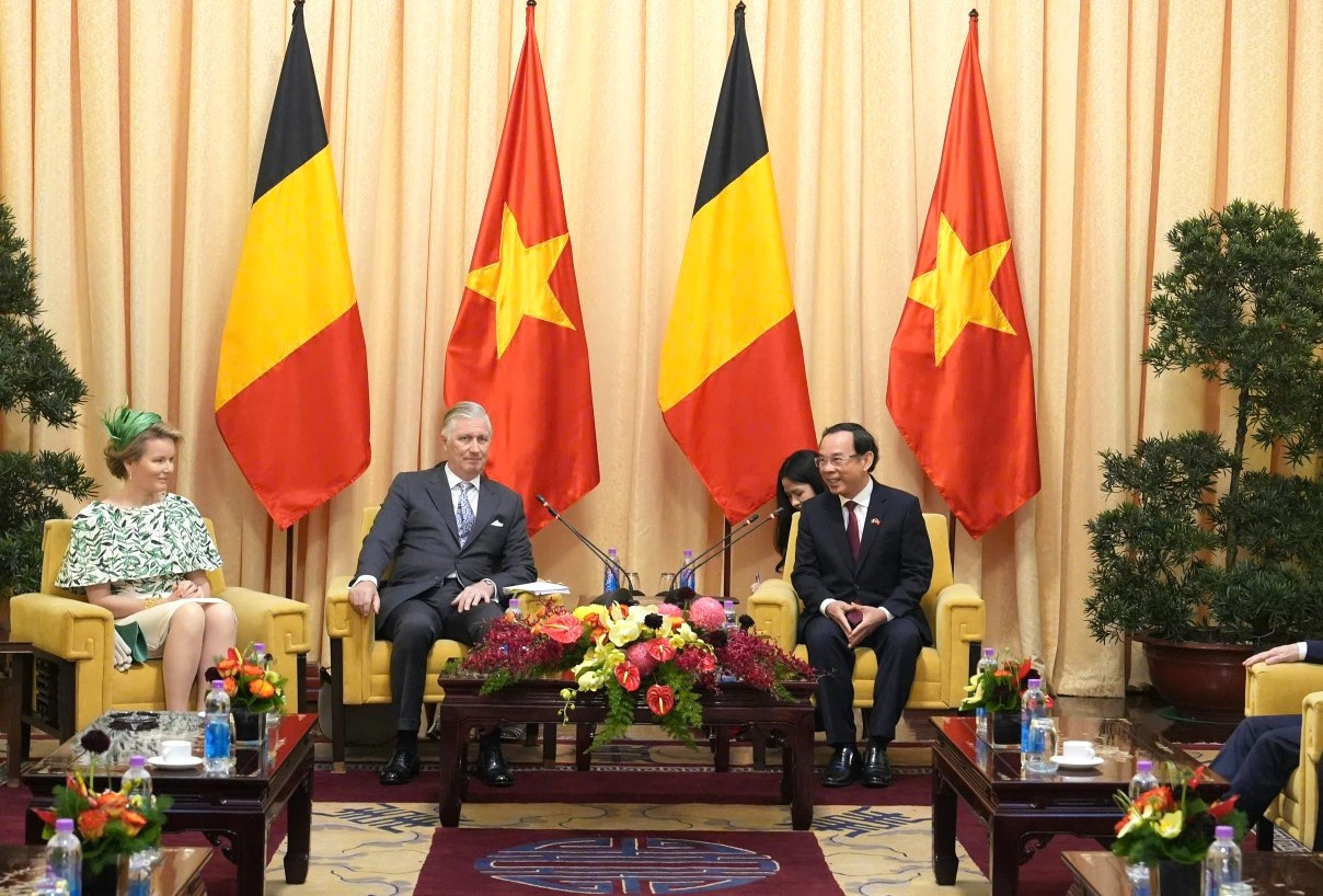 Bí thư Thành ủy TPHCM hội kiến Nhà vua và Hoàng hậu Bỉ. Ảnh: Sở Ngoại vụ TPHCM