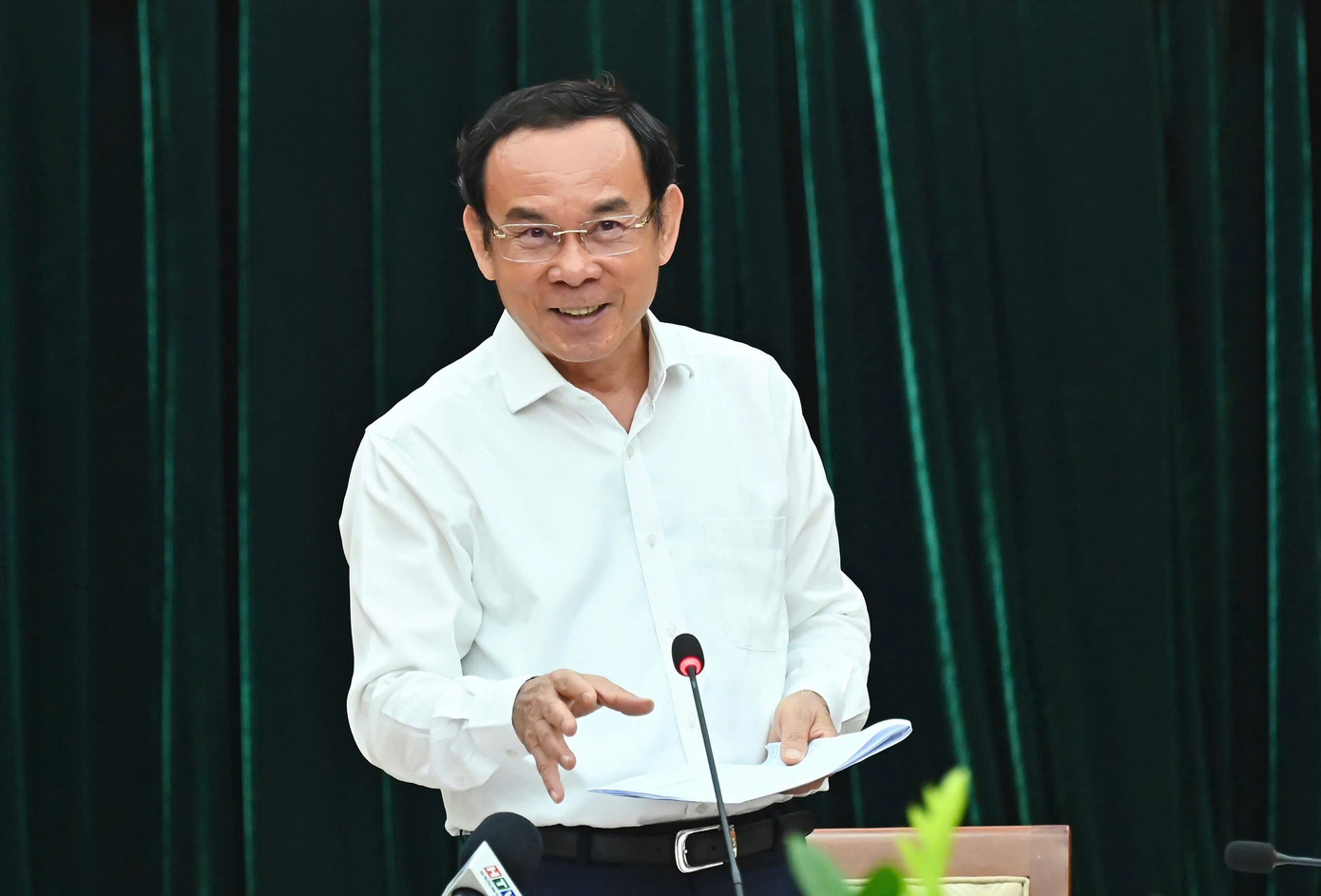 Bí thư Thành ủy TPHCM Nguyễn Văn Nên phát biểu chỉ đạo tại buổi làm việc.