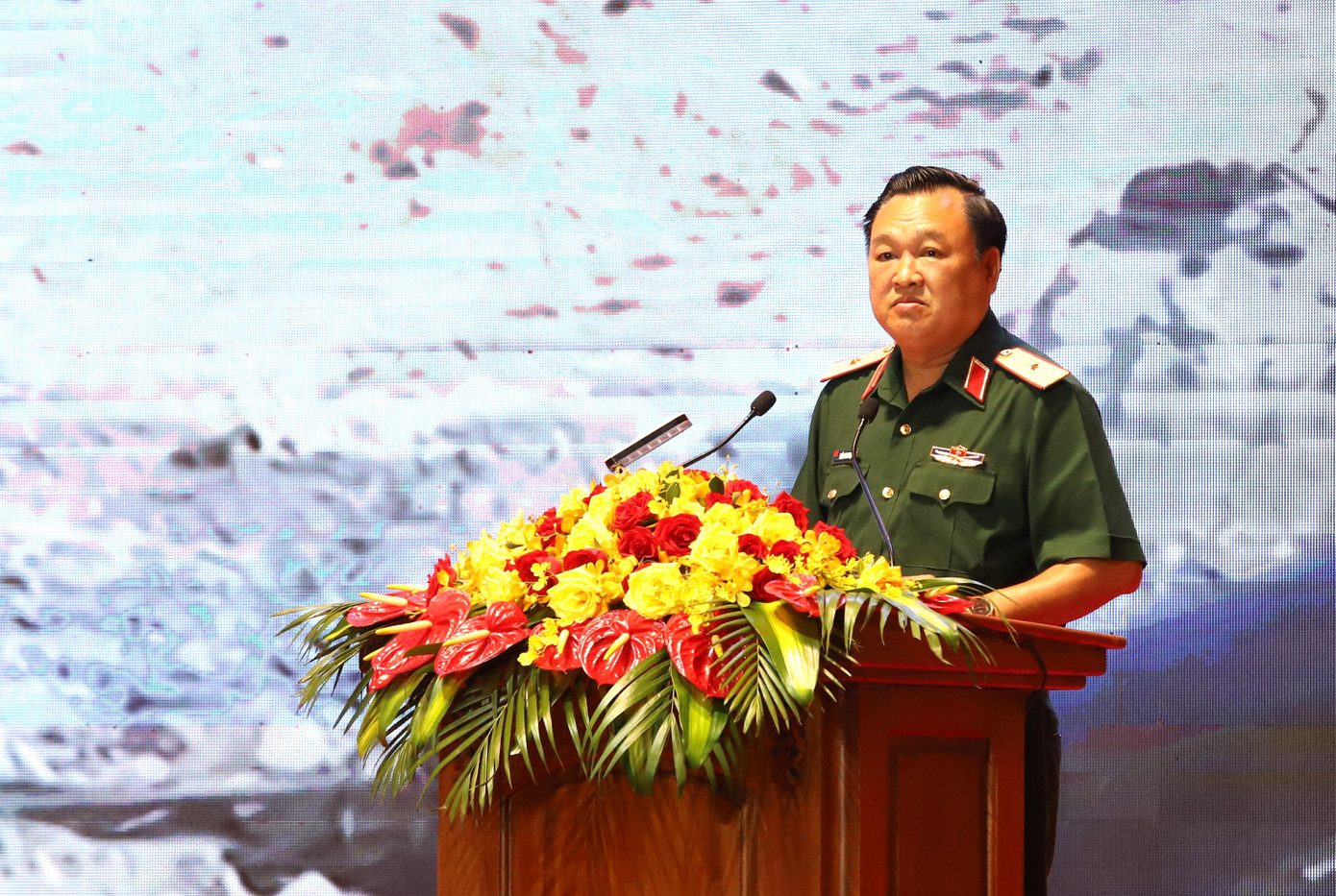 Thiếu tướng Trần Vinh Ngọc thông tin tình hình quốc tế, khu vực, những kết quả nổi bật về công tác quân sự, quốc phòng năm 2024 và một số nhiệm vụ trọng tâm năm 2025.