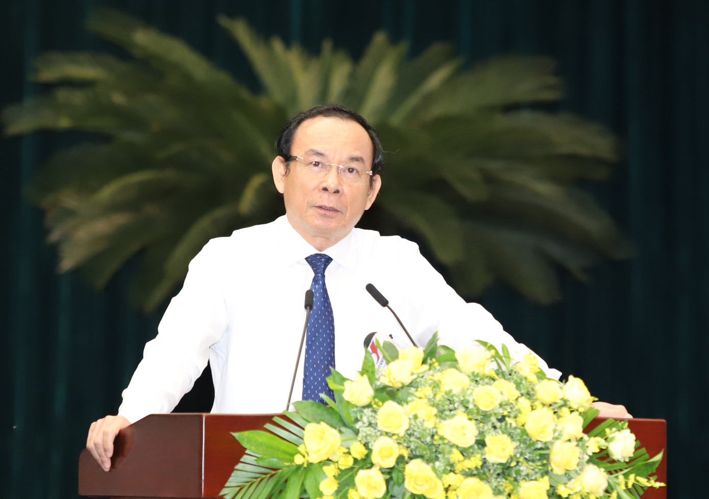 Bí thư Thành ủy TPHCM Nguyễn Văn Nên phát biểu tại Hội nghị tổng kết thực hiện nhiệm vụ phát triển kinh tế – xã hội năm 2024, quán triệt, triển khai nhiệm vụ năm 2025 diễn ra mới đây. Ảnh: Ngô Tùng