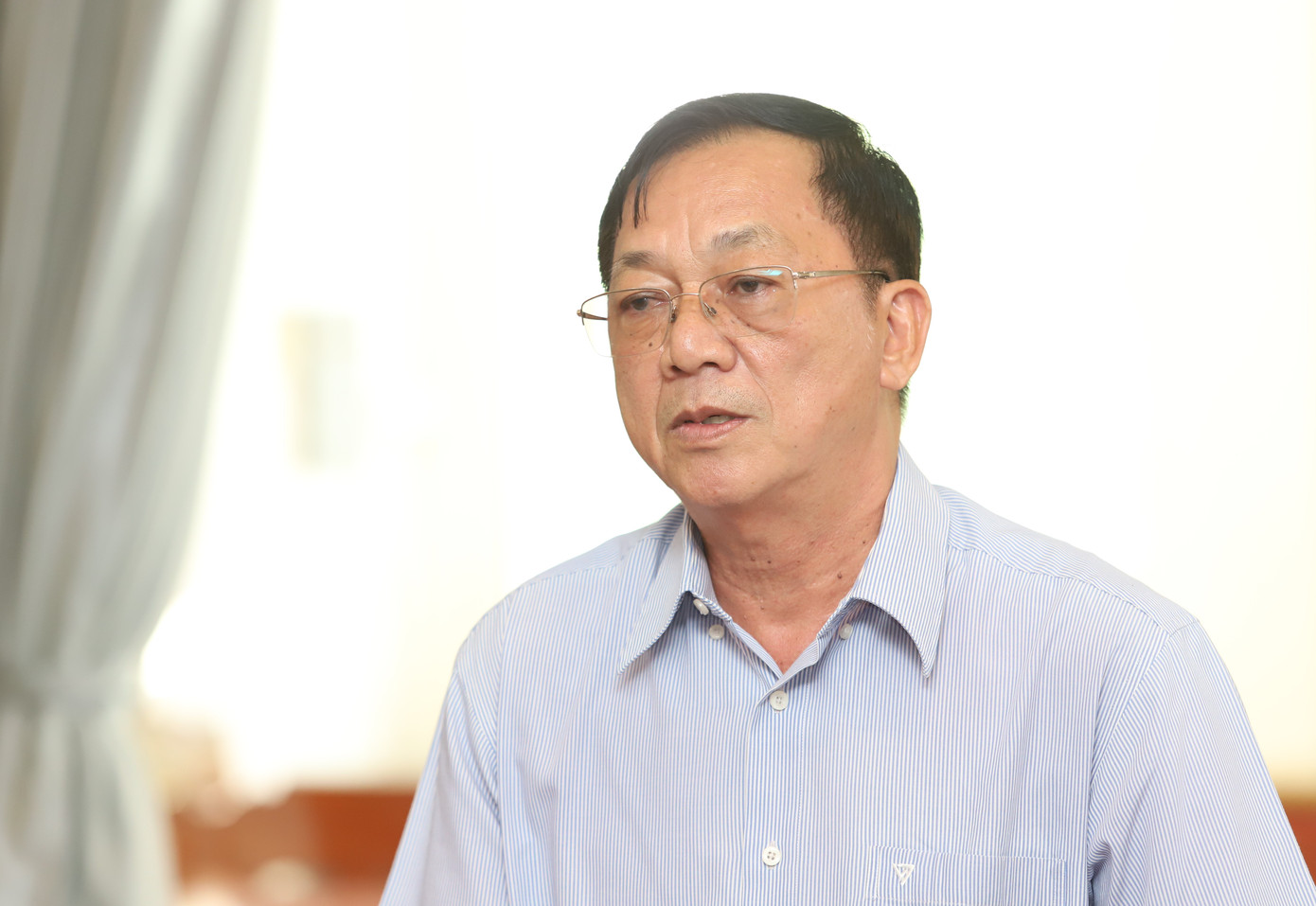 Phó Viện trưởng VKSND Cấp cao tại TPHCM Nguyễn Văn Tùng trao đổi tại buổi góp ý cho các dự thảo luật. Ảnh: Ngô Tùng Phó Viện trưởng VKSND Cấp cao tại TPHCM Nguyễn Văn Tùng trao đổi tại buổi góp ý cho các dự thảo luật. Ảnh: Ngô Tùng