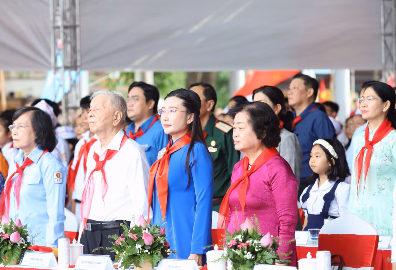 Đại biểu Trung ương Đoàn và TPHCM đến dự đại hội. Ảnh: Ngô Tùng