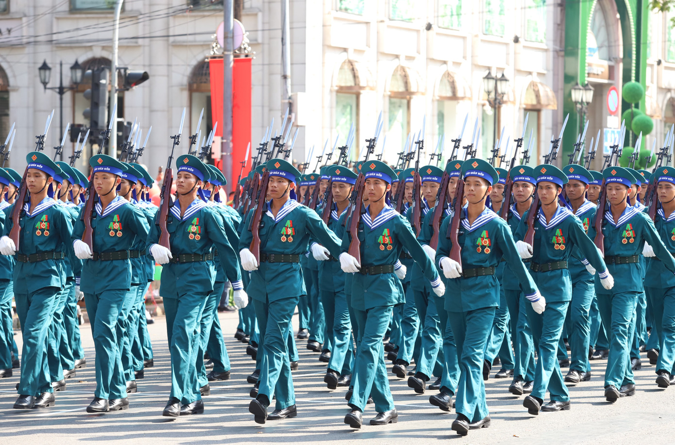 Chiến sĩ khối dân quân biển góp mặt trong buổi diễu binh, diễu hành.