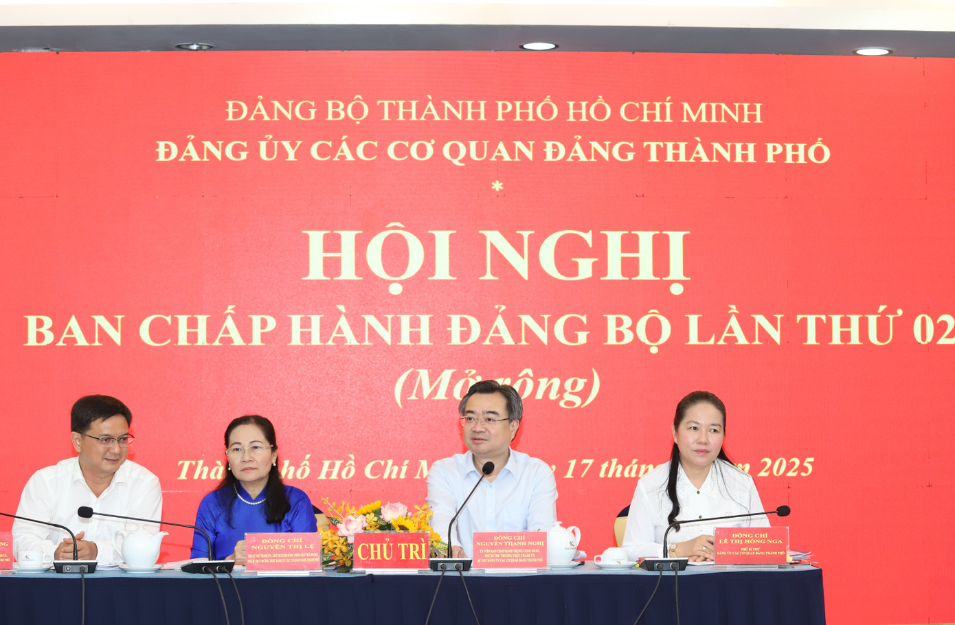 Các đồng chí Thường trực Đảng ủy các cơ quan Đảng TPHCM chủ trì hội nghị. Ảnh: Ngô Tùng Các đồng chí Thường trực Đảng ủy các cơ quan Đảng TPHCM chủ trì hội nghị. Ảnh: Ngô Tùng