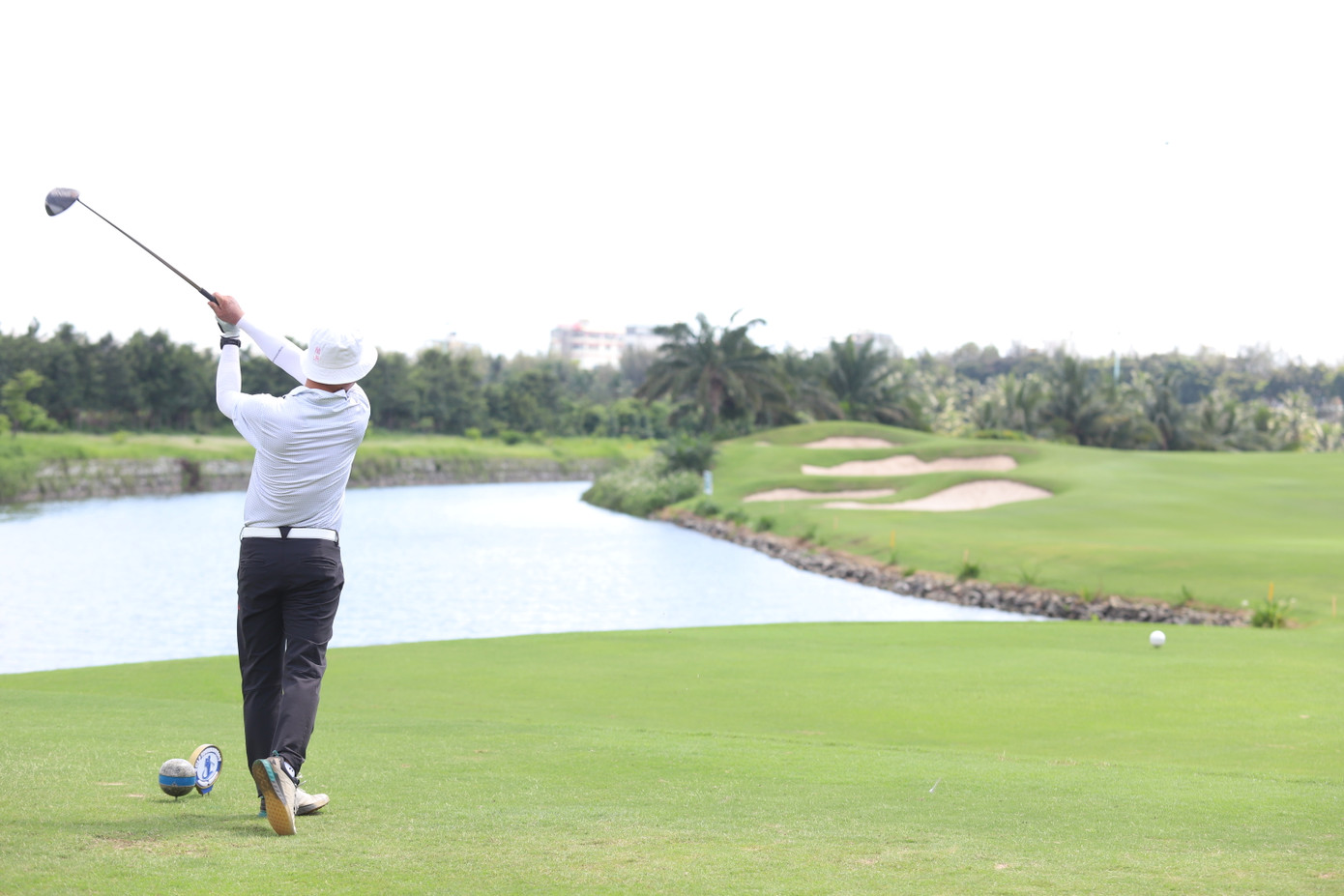 Các vận động viên tranh tài tại giải. Các vận động viên tranh tài tại giải.