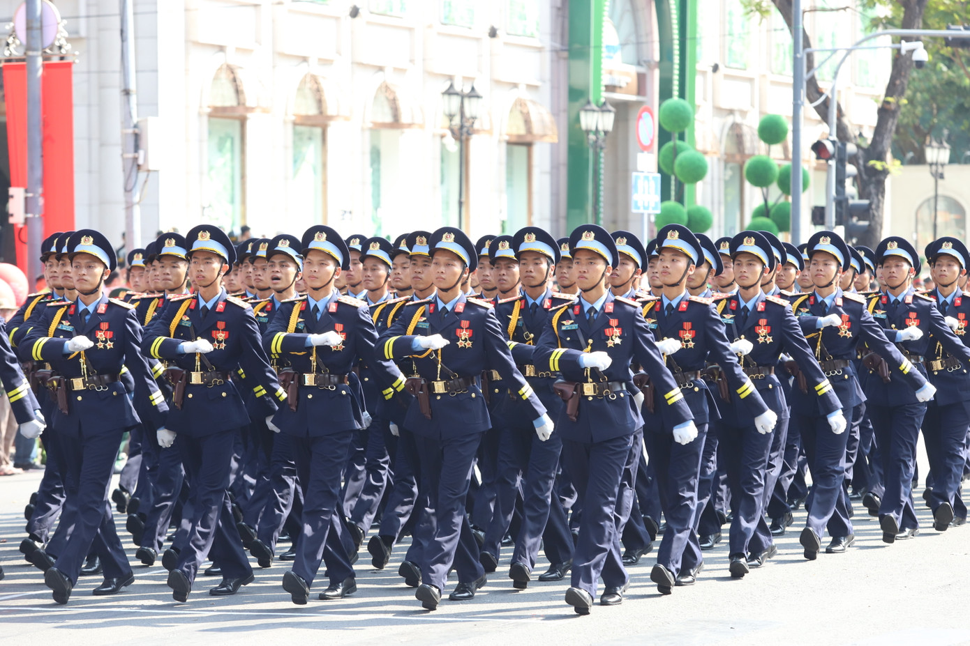 Khối nam sĩ quan Không quân Công an nhân dân.