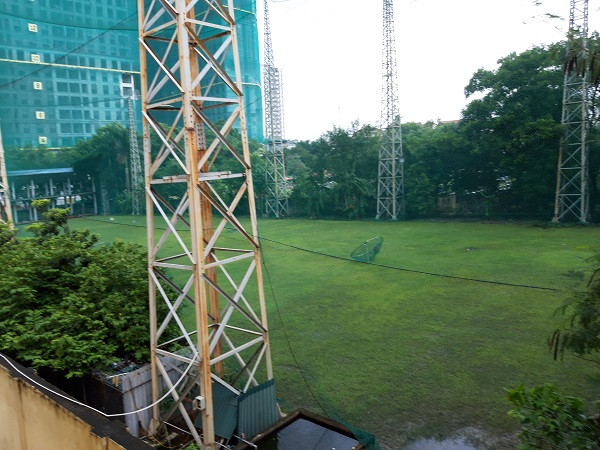 Giải tỏa bãi xe “mọc” trái phép trên đất quy hoạch trồng cây xanh ảnh 2