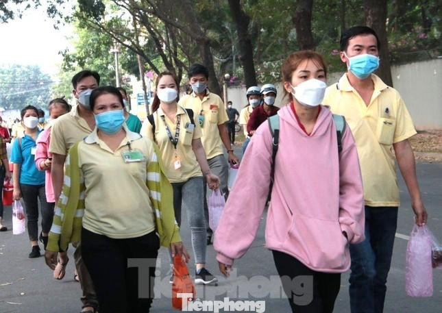 Thủ tướng yêu cầu nghiên cứu sử dụng nguồn kinh phí công đoàn để hỗ trợ đoàn viên và người lao động bị mất việc làm Thủ tướng yêu cầu nghiên cứu sử dụng nguồn kinh phí công đoàn để hỗ trợ đoàn viên và người lao động bị mất việc làm