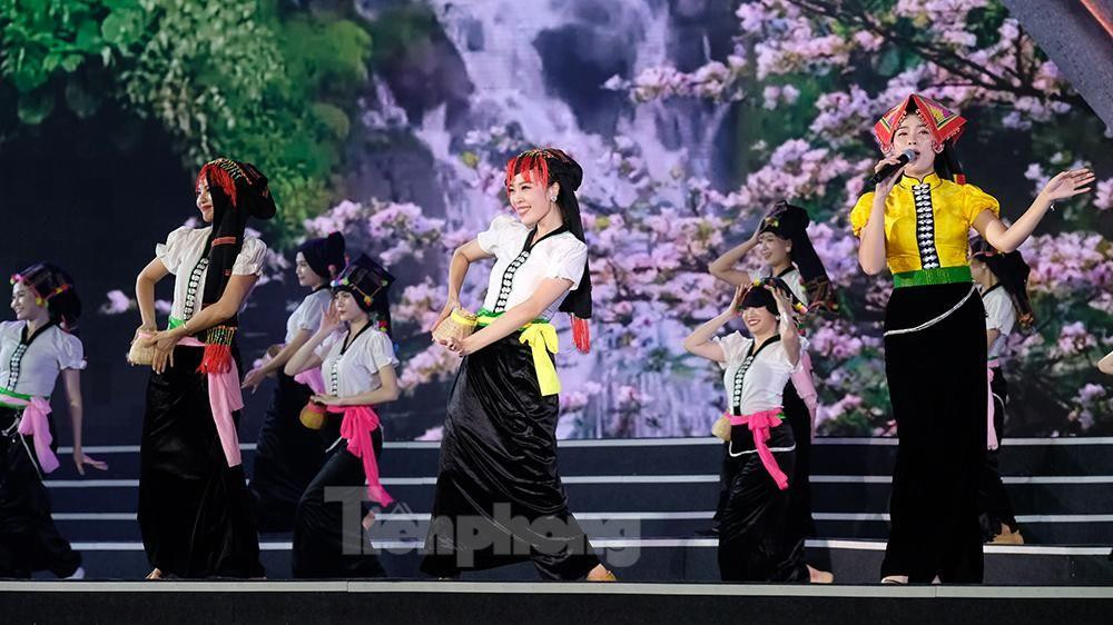 Nhà nước quan tâm đầu tư bảo tồn, phát huy giá trị văn hóa dân tộc. Ảnh:HOÀNG MẠNH THẮNG. Nhà nước quan tâm đầu tư bảo tồn, phát huy giá trị văn hóa dân tộc. Ảnh:HOÀNG MẠNH THẮNG.