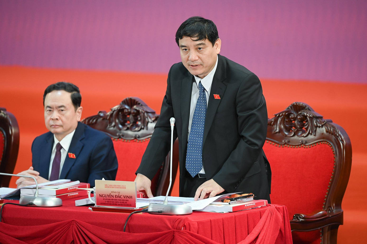 Ông Nguyễn Đắc Vinh - Chủ nhiệm Ủy ban Văn hóa, Giáo dục của Quốc hội - Trưởng BTC hội thảo. Ông Nguyễn Đắc Vinh - Chủ nhiệm Ủy ban Văn hóa, Giáo dục của Quốc hội - Trưởng BTC hội thảo.