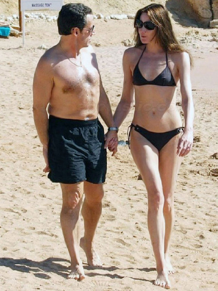 Vợ chồng tổng thống Pháp trong dịp nghỉ lễ. Vợ chồng tổng thống Pháp trong dịp nghỉ lễ