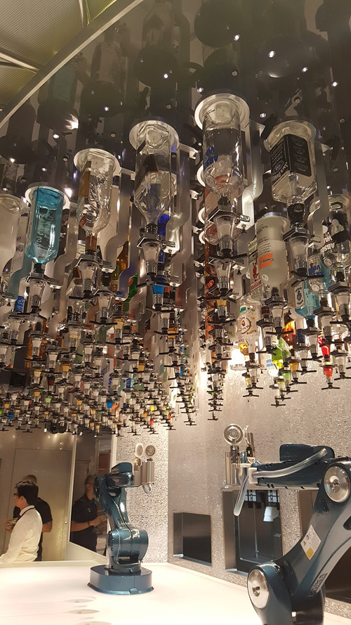 Siêu du thuyền 1,2 tỷ USD cập cảng Việt Nam ảnh 5