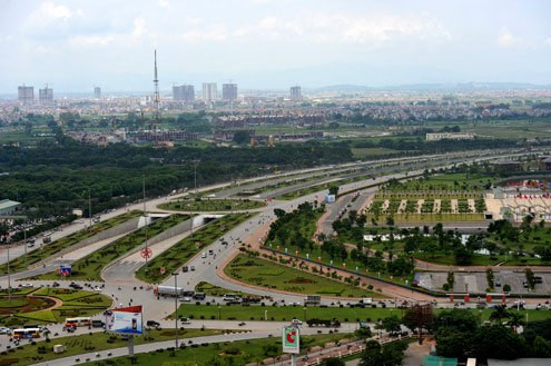 Huyện Từ Liêm nằm ở điểm khởi đầu của Đại lộ Thăng Long. Ảnh: HH.. Huyện Từ Liêm nằm ở điểm khởi đầu của Đại lộ Thăng Long. Ảnh: HH.