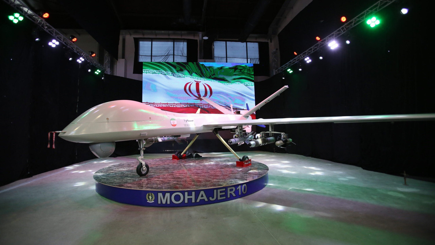 UAV Mohajer 10. Ảnh: Anadolu Agency UAV Mohajer 10. Ảnh: Anadolu Agency