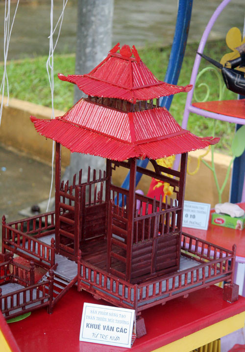 Mô hình Khuê Văn Các