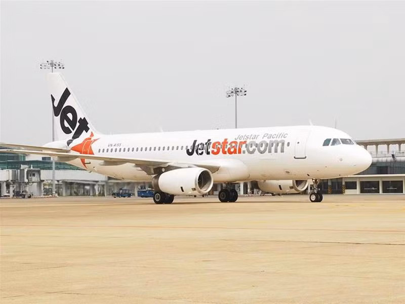 Máy bay Jetstar - Ảnh: Đ.T