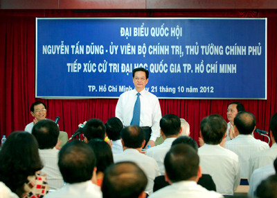 Thủ tướng Nguyễn Tấn Dũng tại buổi tiếp xúc cử tri