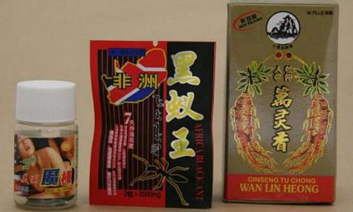 2 loại thuốc được quảng cáo là tăng cường sinh lý và 1 thuốc trị viêm khớp được cảnh báo gây nguy hiểm. Ảnh: straitstimes