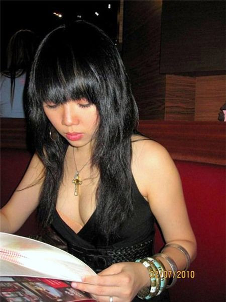 Hay xa hơn là những bức ảnh từ năm 2010 khi cô mới chỉ 20 tuổi thì bộ ngực của thiếu nữ mới lớn này đã rất đầy đặn