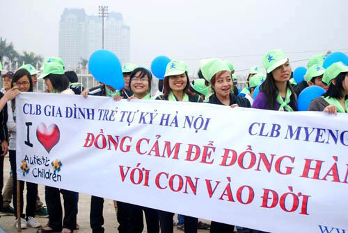 Tình nguyện viên nhiệt tình hưởng ứng chương trình