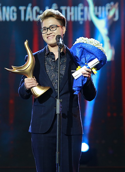 Tác giả 'Ông bà anh': Tôi chuyển giới từ từ để gia đình không sốc ảnh 2