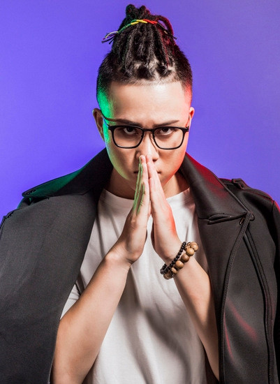 Tác giả 'Ông bà anh': Tôi chuyển giới từ từ để gia đình không sốc ảnh 1