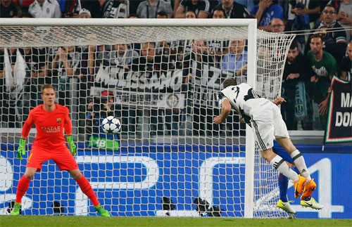 Juventus thắng đậm Barca ở tứ kết lượt đi ảnh 2