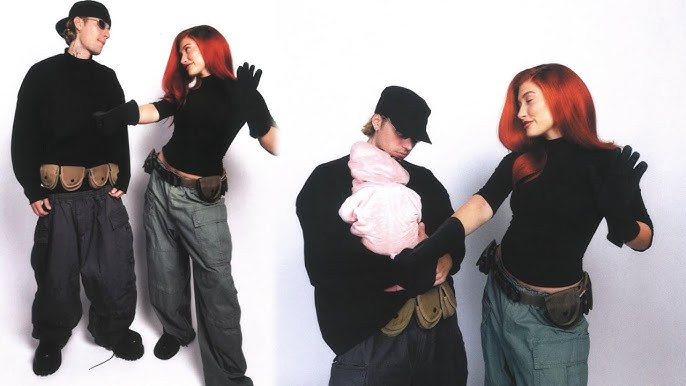 Người hâm mộ từng rất tò mò về gương mặt của Jack Blues Bieber. Người hâm mộ từng rất tò mò về gương mặt của Jack Blues Bieber.