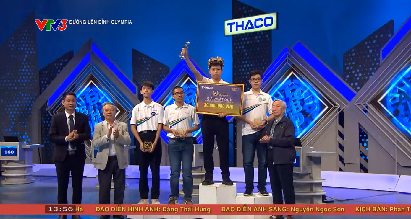 Lê Quang Duy Khoa có cú lội ngược dòng cực đỉnh ở câu hỏi cuối cùng. Lê Quang Duy Khoa có cú lội ngược dòng cực đỉnh ở câu hỏi cuối cùng.