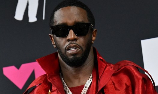 Diddy thừa nhận có hành vi bạo hành. Diddy thừa nhận có hành vi bạo hành.