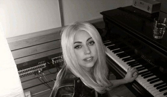 Lady Gaga những ngày đầu chập chững vào nghề.
