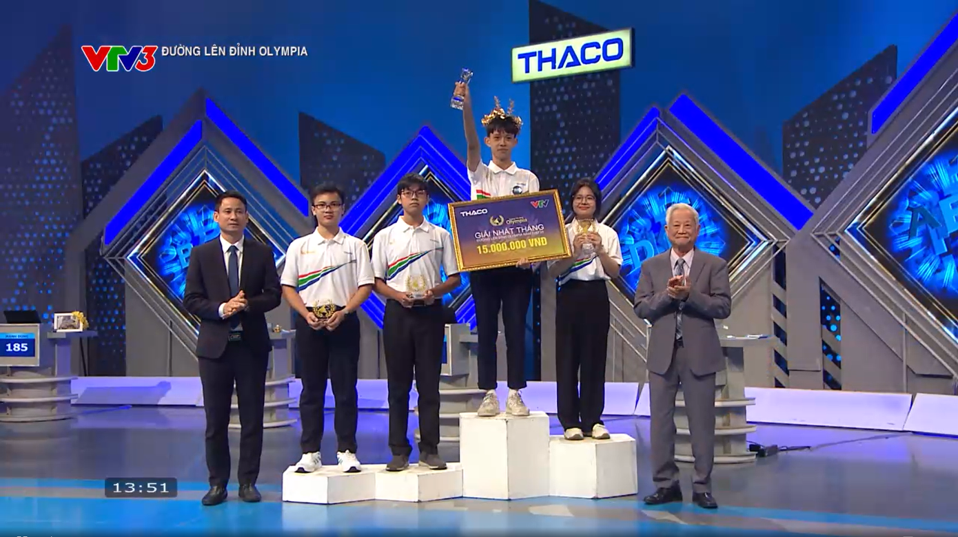 Nam sinh Hà Nội giành vòng nguyệt quế với 185 điểm. Nam sinh Hà Nội giành vòng nguyệt quế với 185 điểm.