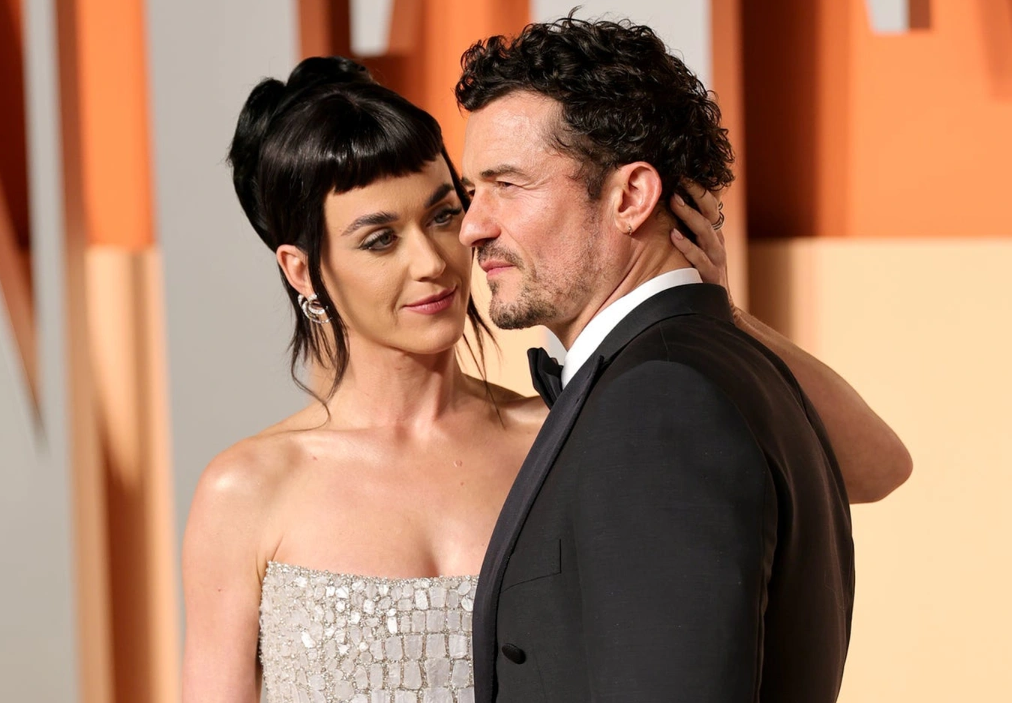Đại diện của Katy Perry và Orlando Bloom xác nhận hai người đã chia tay.