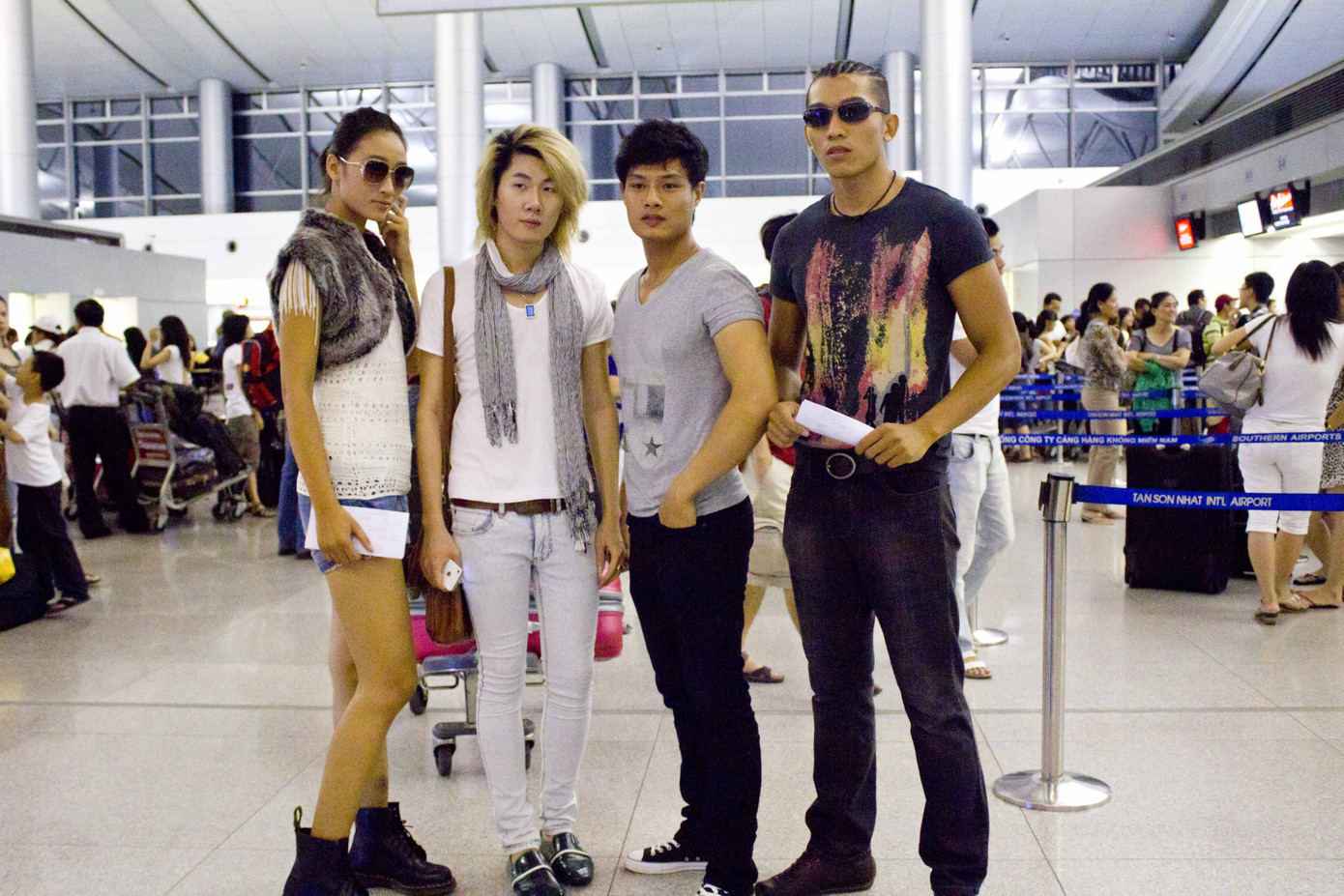 Huyền Trang và Ngọc Tình trước giờ lên đường tham dự Best Model of the World 2011