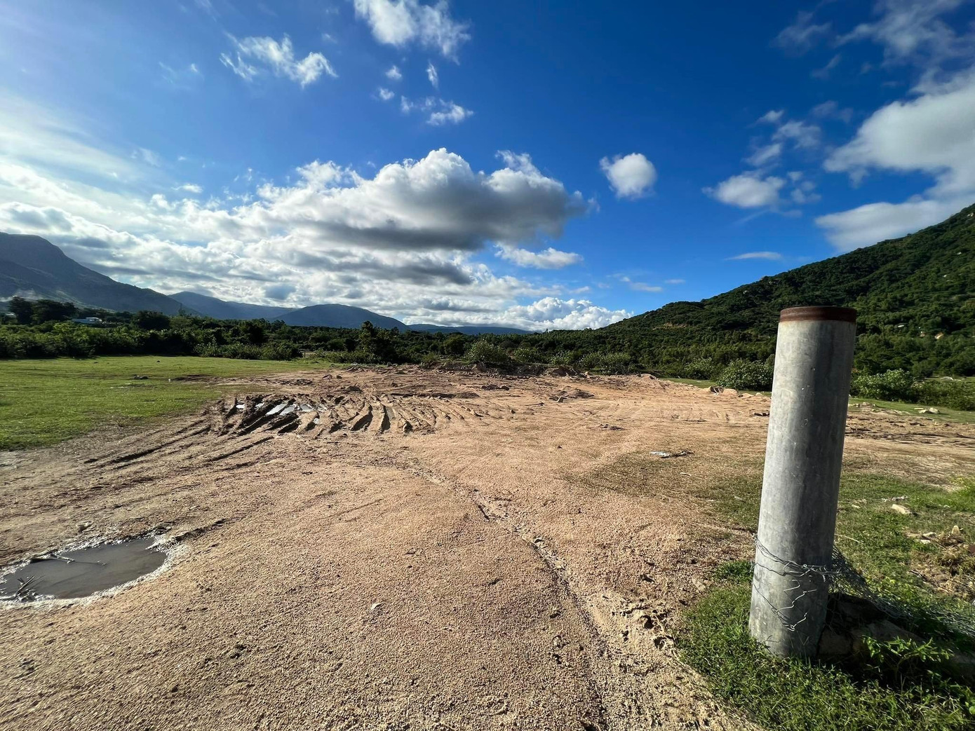 TP Cam Ranh họp khẩn xử lý vụ hàng trăm m3 nghi cát lậu đột ngột 'biến mất' ảnh 2