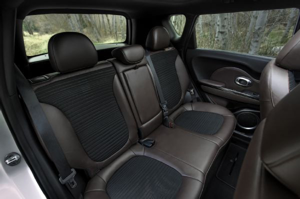 KIA khoe công nghệ với mẫu Trail'ster 4WD hybrid concept ảnh 9