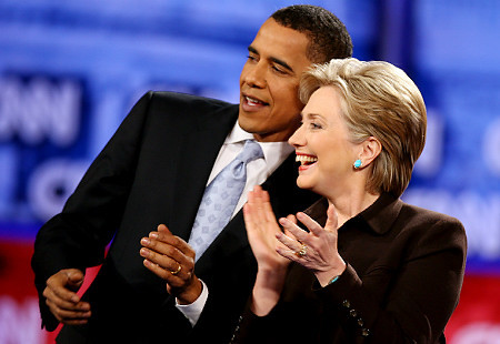 Bà Hillary Clinton được xem là cánh tay đắc lực của ông Obama suốt thời gian qua