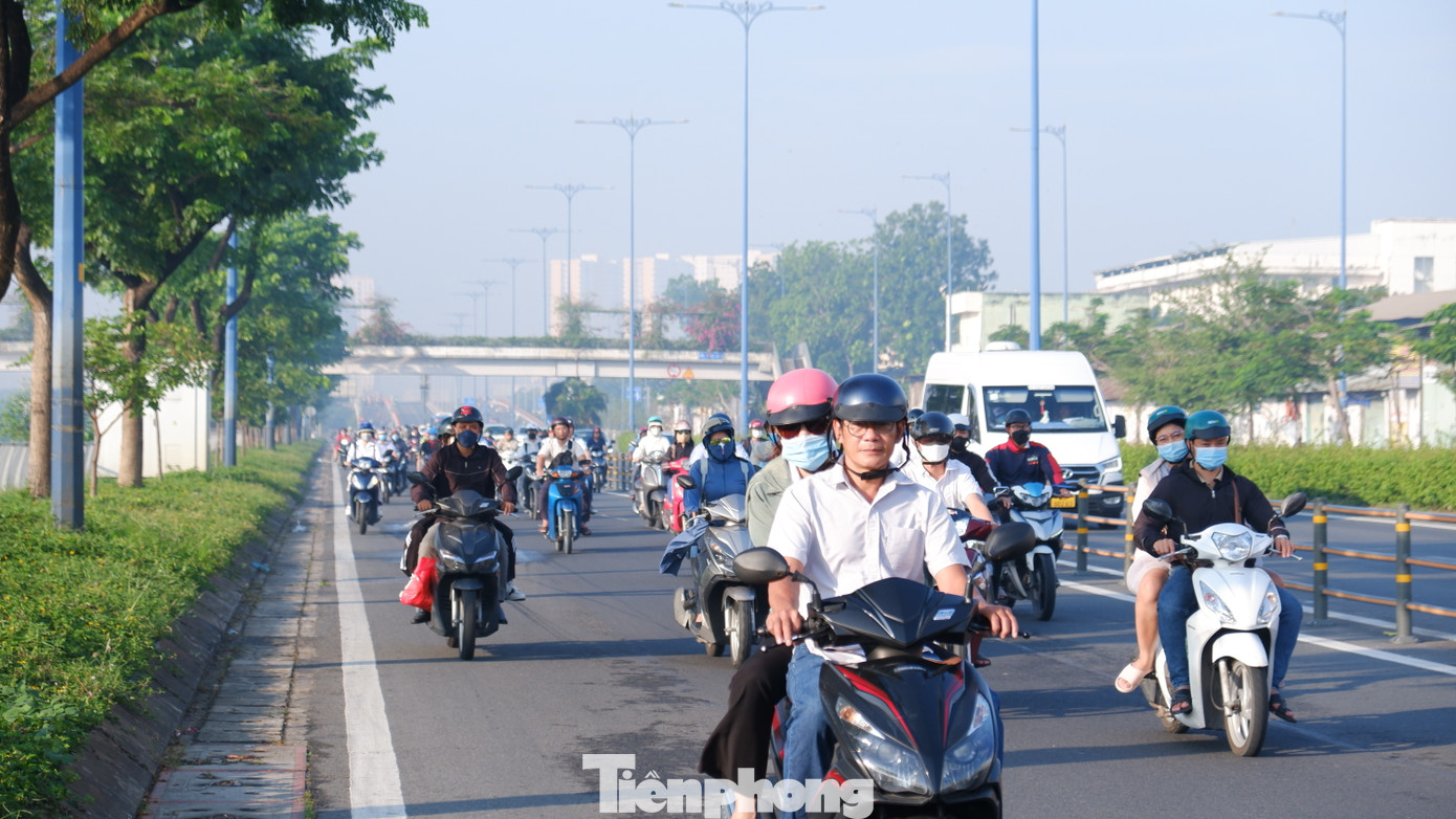 Khu vực đường Võ Văn Kiệt (đoạn qua quận 6). Ảnh: Hữu Huy