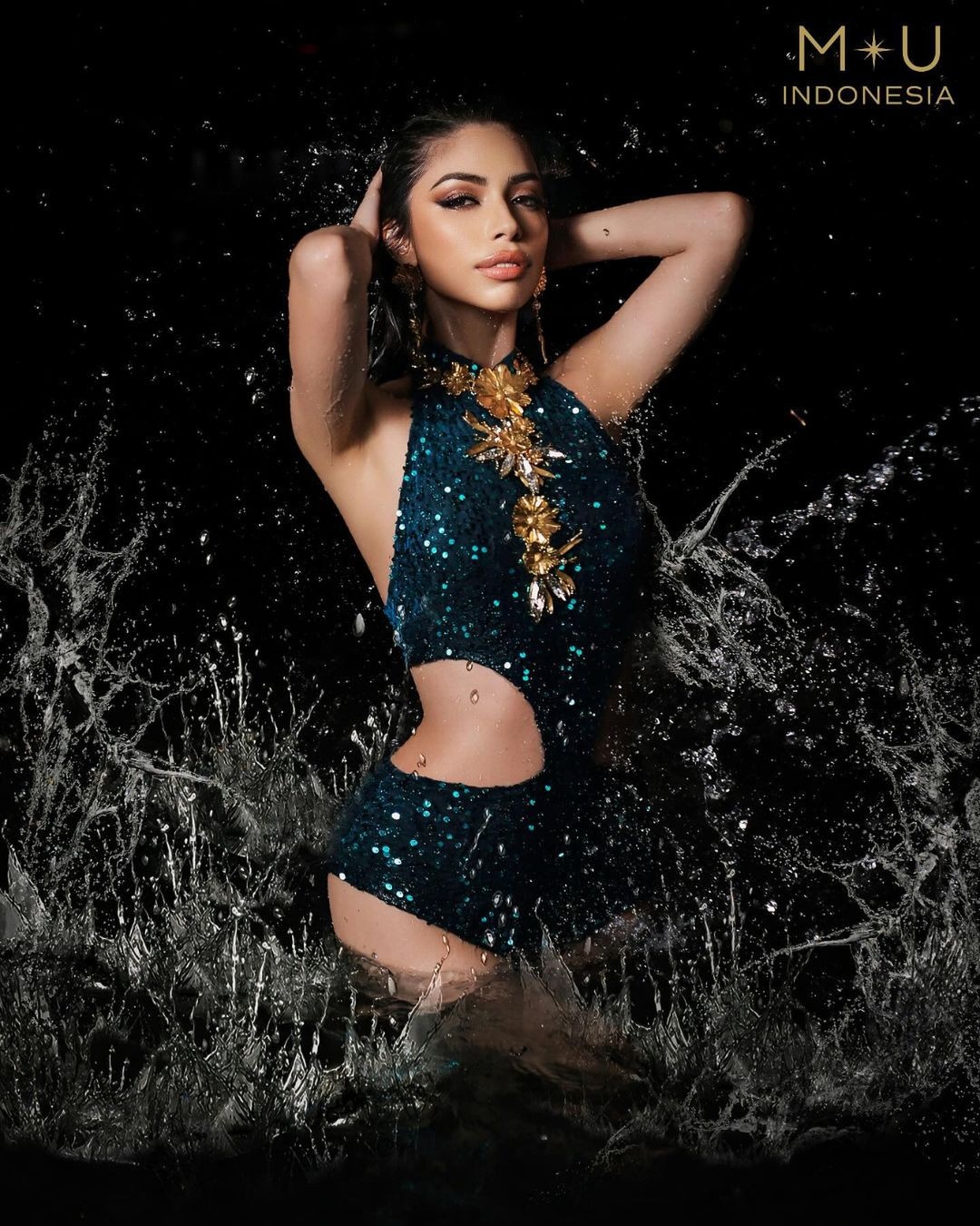 Clara Shafira năm nay 22 tuổi, là người mẫu kiêm CEO của một thương hiệu thời trang.