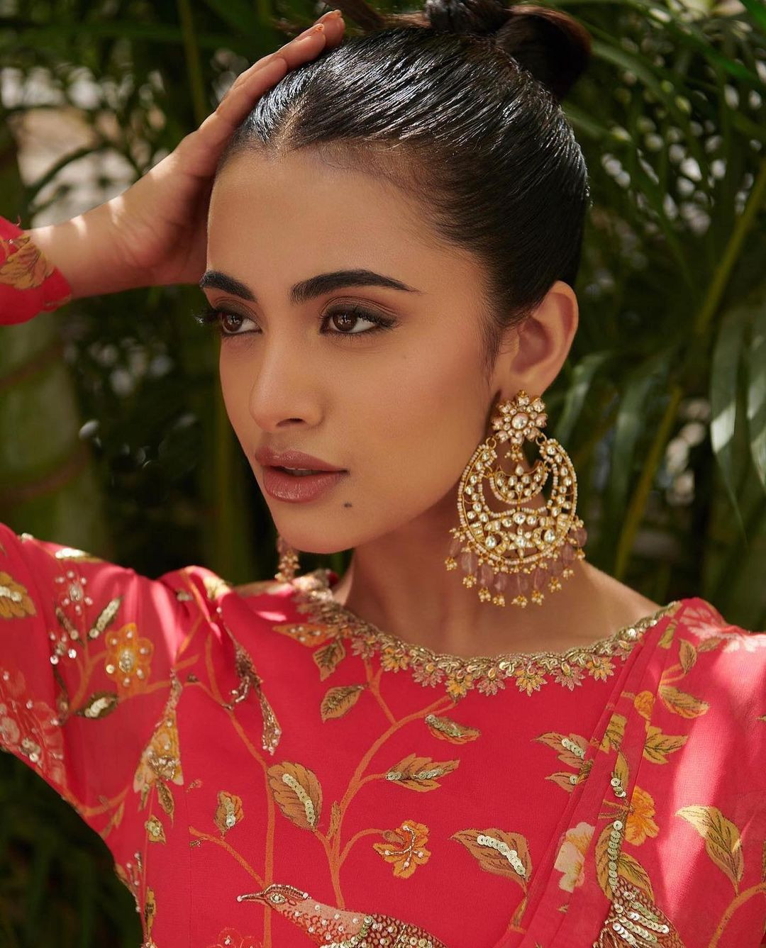 Cô bắt đầu sự nghiệp người mẫu của mình vào năm 2020 khi mới 16 tuổi và giành được danh hiệu Diva's Miss Teen Gujarat. Cô bắt đầu sự nghiệp người mẫu của mình vào năm 2020 khi mới 16 tuổi và giành được danh hiệu Diva's Miss Teen Gujarat.