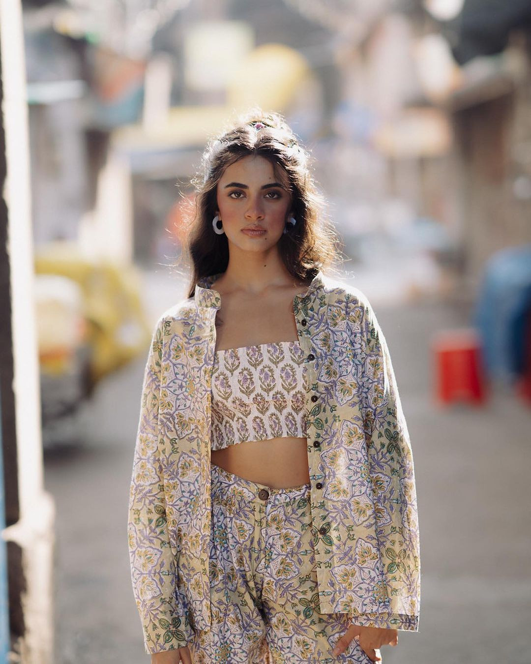 Rhea Singha từng đại diện Ấn Độ dự thi Miss Teen Universe 2023 và lọt vào top 6. Rhea Singha từng đại diện Ấn Độ dự thi Miss Teen Universe 2023 và lọt vào top 6.