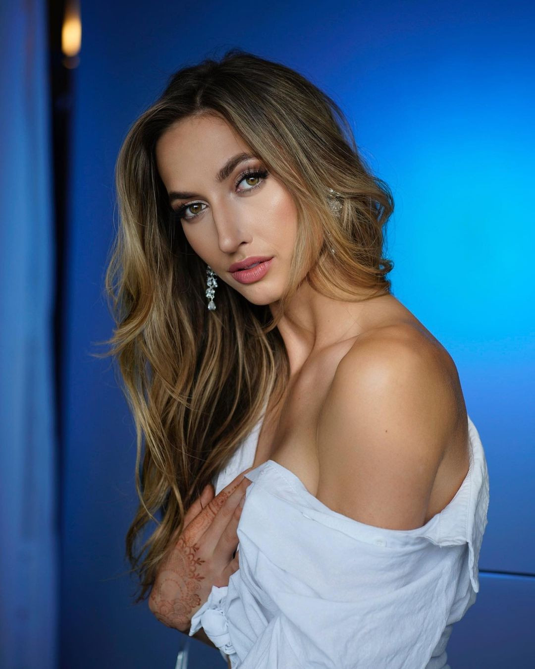 Trước đó, Jessica Bailey giành giải Á hậu 1 ở Hoa hậu Hoàn vũ Canada 2023. Năm 2022, cô đại diện Canada dự thi Hoa hậu Siêu quốc gia ở Ba Lan nhưng không giành thành tích.