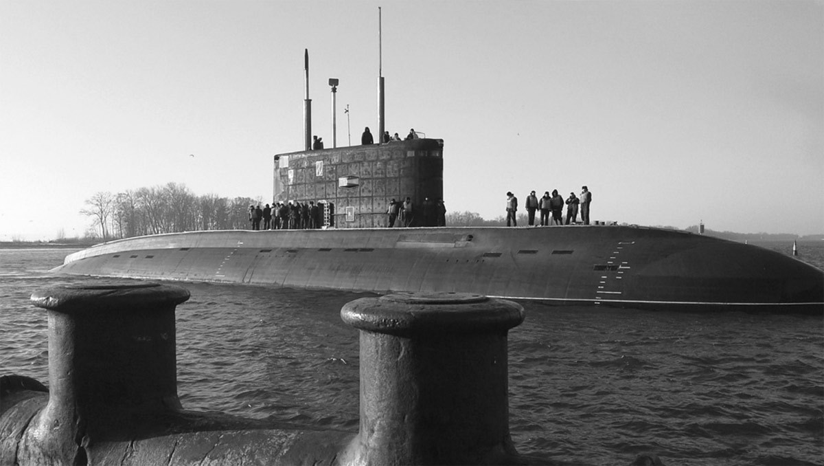 Tàu ngầm Hà Nội HQ182 №01339 dự án.06361ngày đầu tiên với thủy thủ đoàn Việt Nam trên biển Ban tích