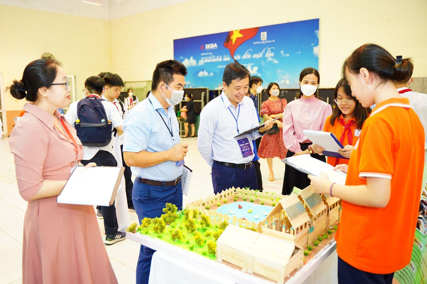 BGK chấm thi khối THCS