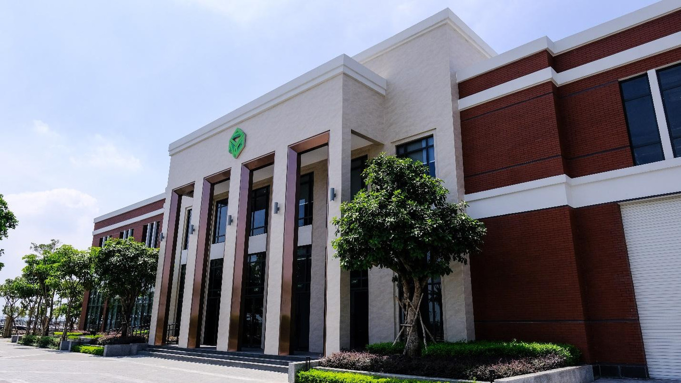 Aqua Security Center (quy mô hơn 7.000 m2) với hệ thống an ninh đa lớp, tích hợp công nghệ thông minh, hoạt động 24/7 Aqua Security Center (quy mô hơn 7.000 m2) với hệ thống an ninh đa lớp, tích hợp công nghệ thông minh, hoạt động 24/7