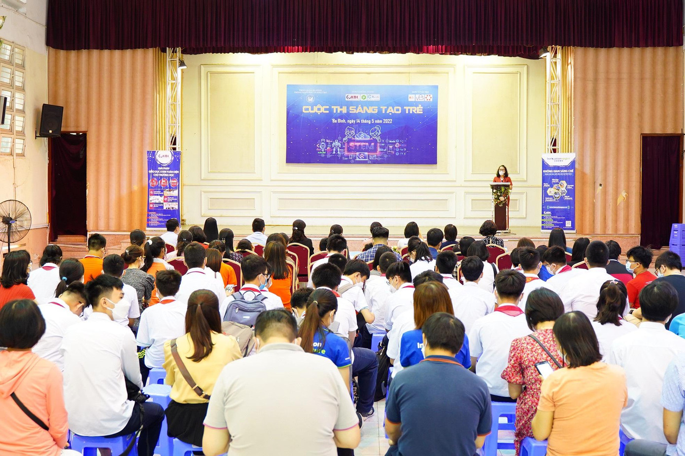 Đại diện Phòng Giáo dục &amp; Đào tạo quận Ba Đình khai mạc Cuộc thi